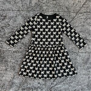 Tea Collection Girls long sleeve dress with bow pattern | size 10 | EUC 🎀